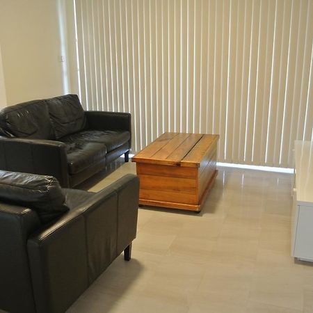 Montgomery Apartments Forster Luaran gambar